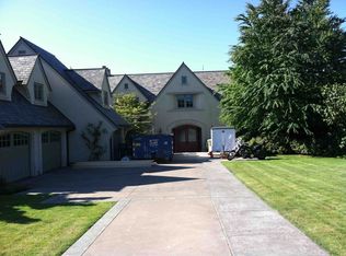 3959 NE Surber Dr, Seattle, WA 98105