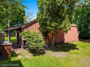 745 Karmada St, Plymouth, MI 48170