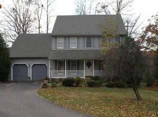 1421 Pond Ridge Dr, Pasadena, MD 21122