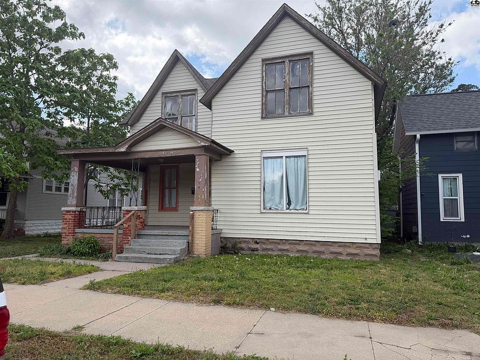 1st image of 213 W 9th Ave