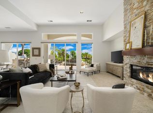 400 Tomahawk Dr, Palm Desert, CA 92211