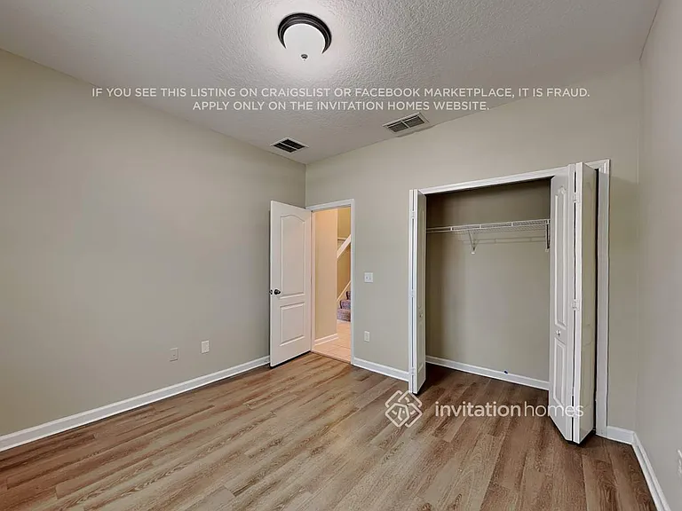 236 Tadcaster Ct — Photo 11