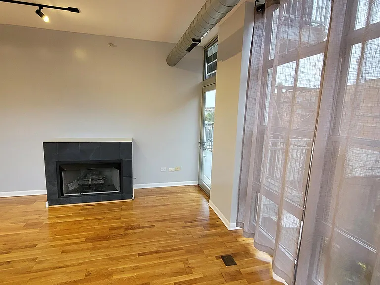 1200 W Monroe St #420 — Photo 61