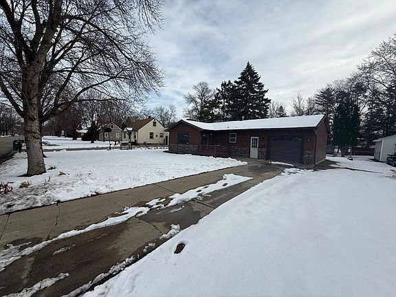 3rd image of 613 S Litchfield Ave