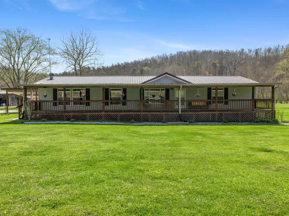 21294 Bolts Fork Rd, Rush, KY 41168
