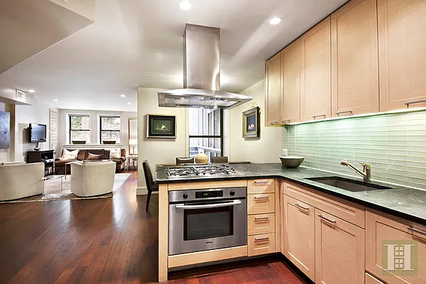 Sold by Halstead Real Estate | media 2