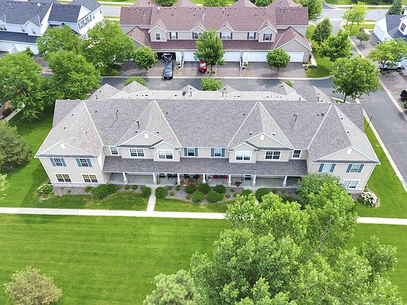 3rd image of 11364 Aberdeen Cir NE Unit B