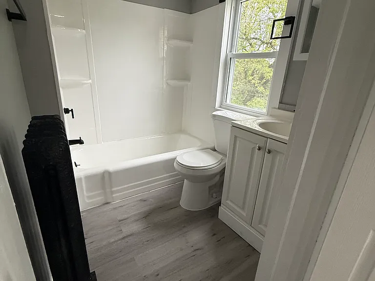 266 Linden St #2 — Photo 38