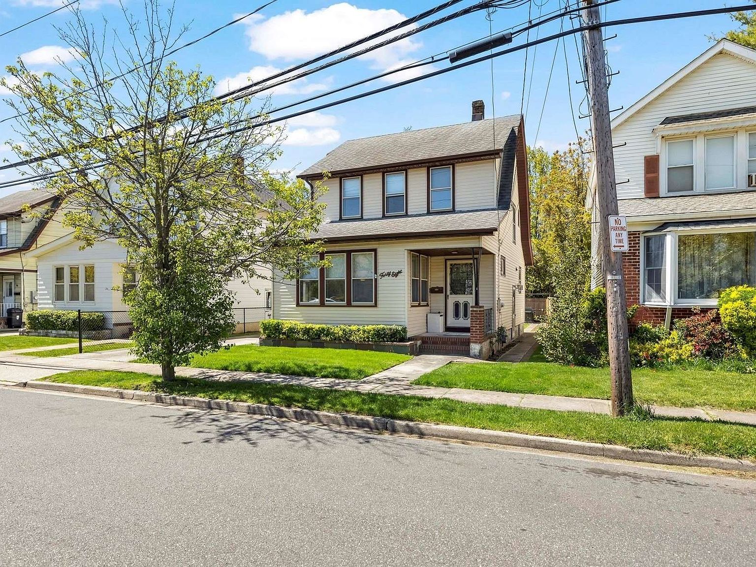 48 Charles Street, Hicksville, NY 11801 Zillow