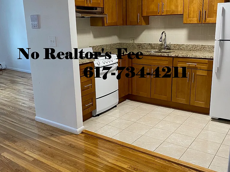 253 N Beacon St — Photo 2