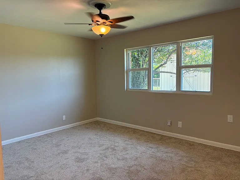 4691 S Winston Ave — Photo 25