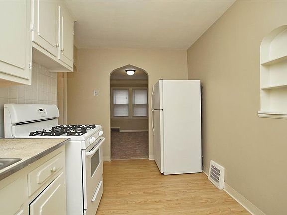 2nd image of 714 E 222nd St