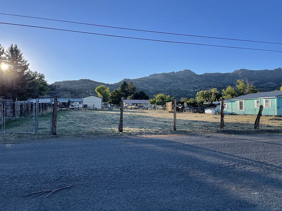 Garfield St, Cedarville, CA 96104 Zillow