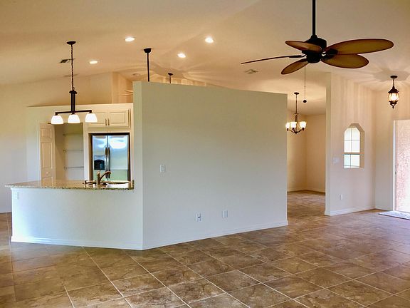 5th image of 5835 NW Dooley Circle