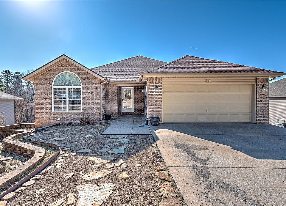 1st image of 11 Wendron Cir