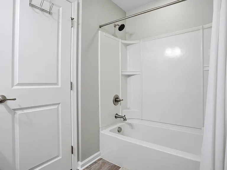 404 Aprilmae Way — Photo 27