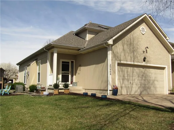 22608 W 73rd St, Shawnee, KS 66227