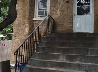 16 Chase St, Trenton, NJ 08638