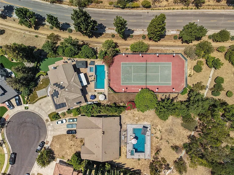 21335 Dove Pl — Photo 46