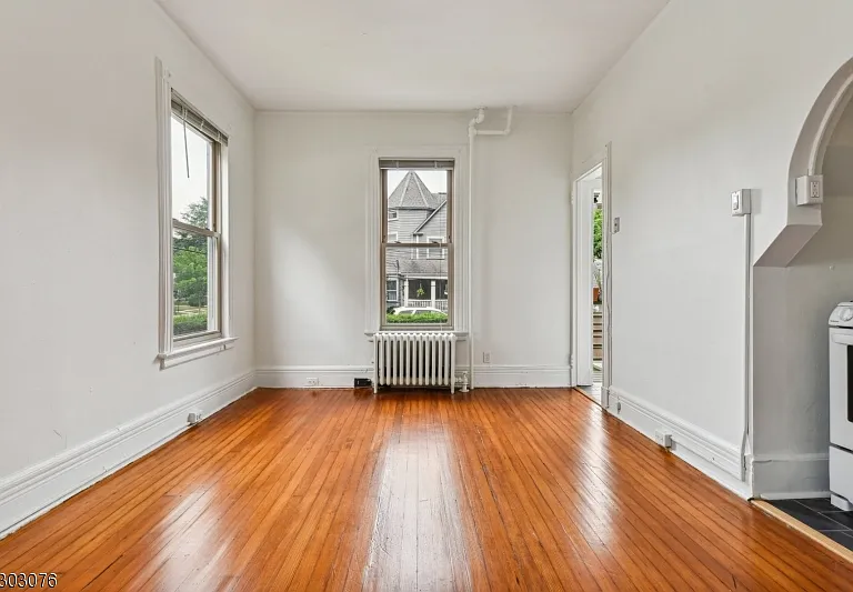 90 Midland Ave #4 — Photo 10