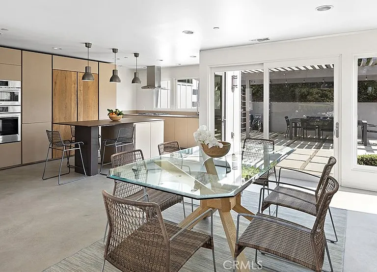 30872 Marilyn Dr — Photo 10
