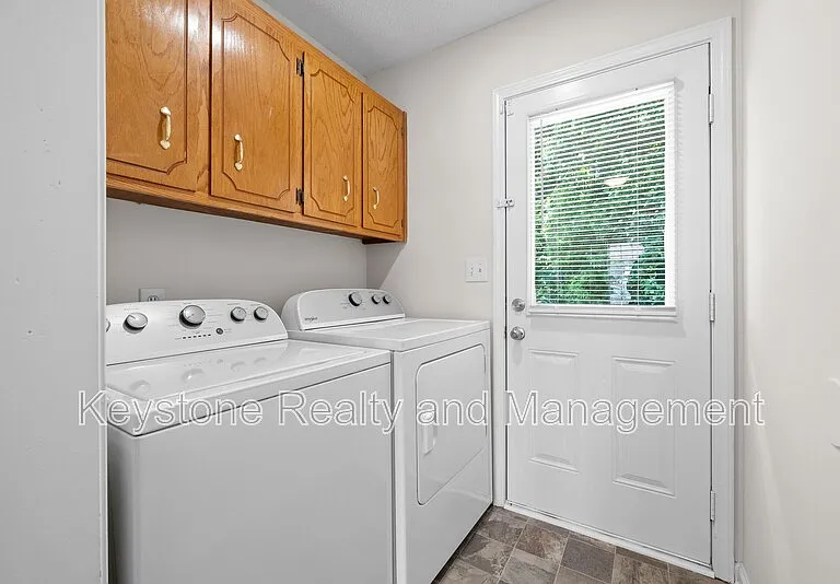 1248 Verkler Dr — Photo 7
