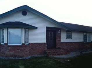 6890 Blumefield Dr, Lynden, WA 98264