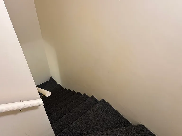 34 Raymond St #2 — Photo 9