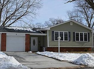 7 Anglin Dr, Newark, DE 19713