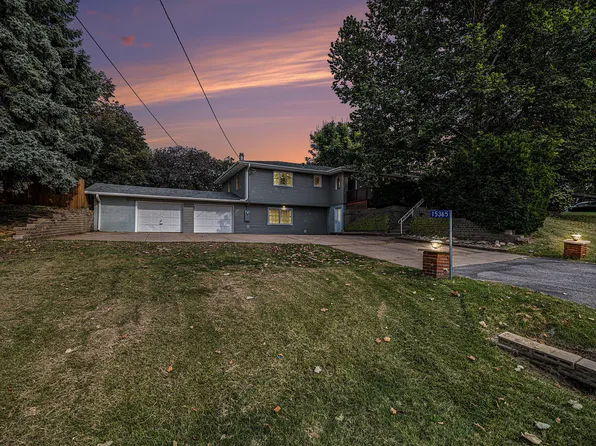 15365 Crestview Dr, Council Bluffs, IA 51503