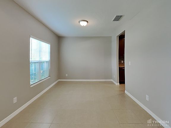 4th image of 9812 Kinmore Dr