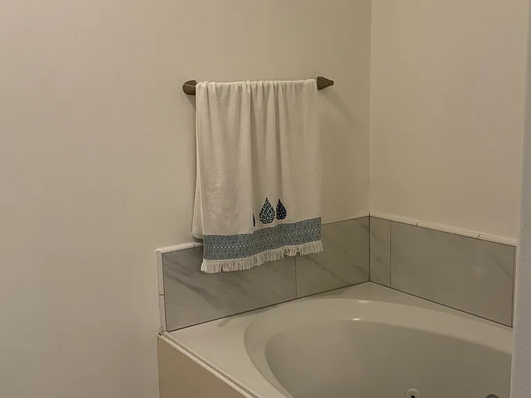 4014 Waterford Ln — Photo 25