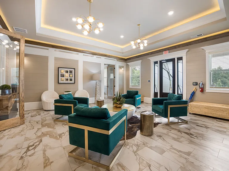 Capital Grand — Photo 13