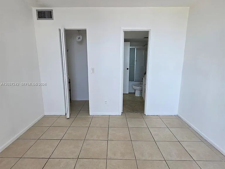13499 Biscayne Blvd #706 — Photo 12
