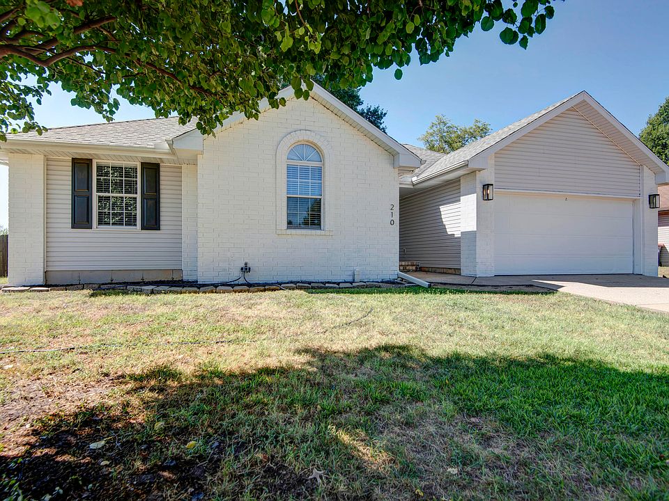 1st image of 210 E Robin Road