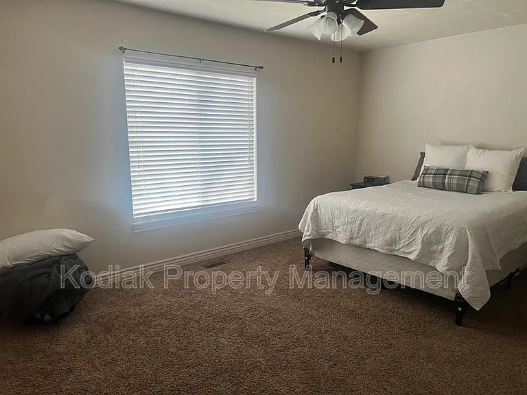11114 S Aspen Gate Ct — Photo 10