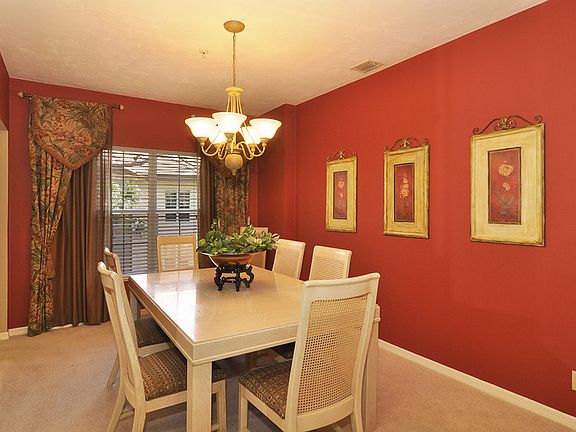 3rd image of 26910 Wedgewood Dr APT 306