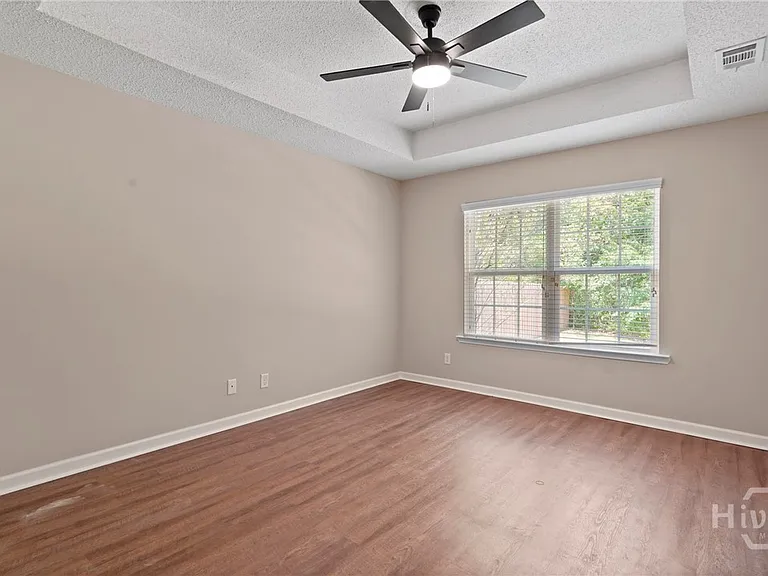 113 Katama Way — Photo 31