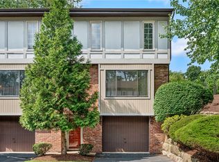 343 Woodbridge Dr, Pittsburgh, PA