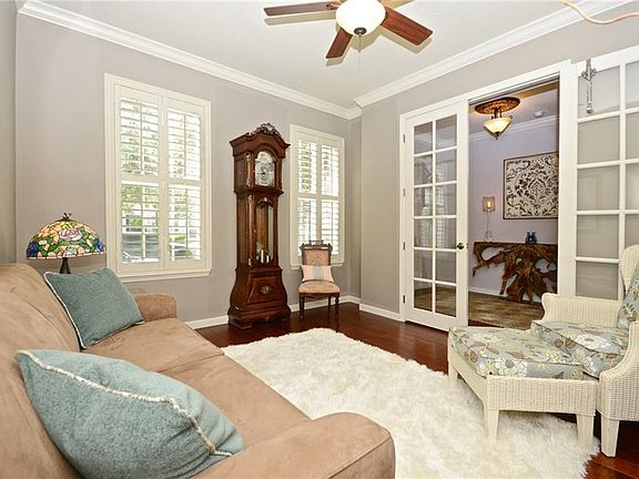 5th image of 4323 Corrine Dr