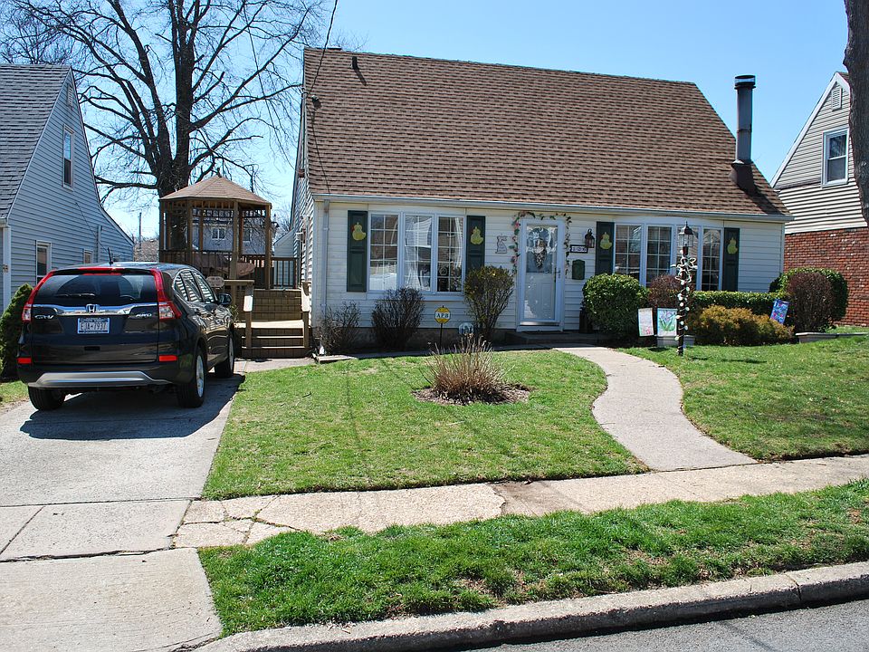 1st image of 126 Winchester Ave