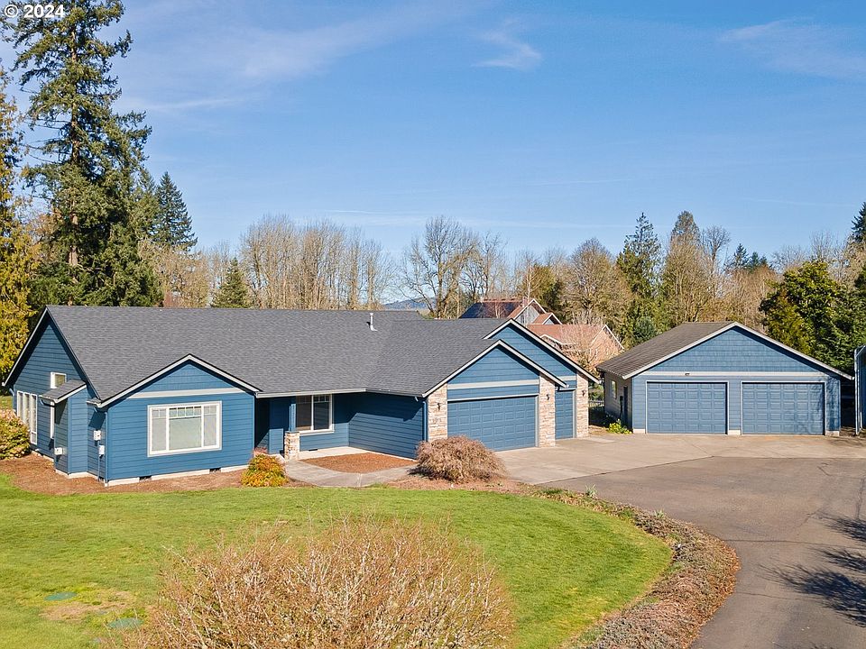 1st image of 20301 NE 104th Ave