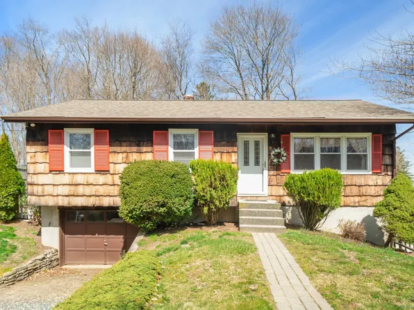 13 Short Drive, Bethel, CT 06801