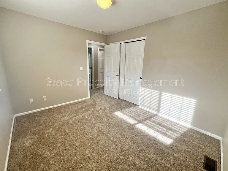 22192 Pebble Brook Ln — Photo 27