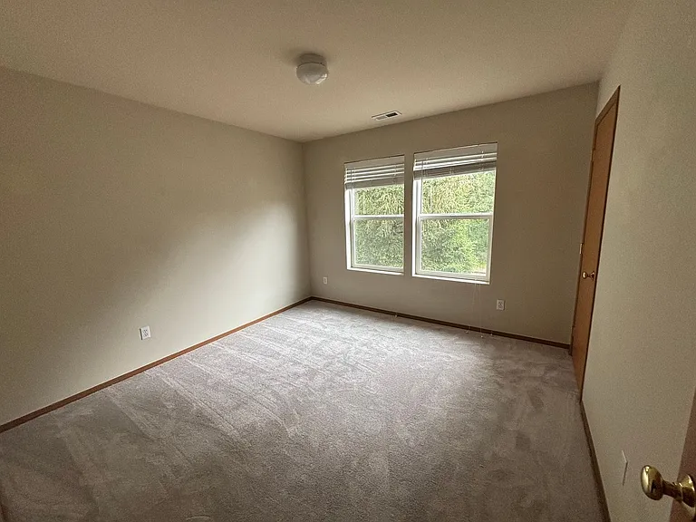 1253 Griggs St — Photo 12
