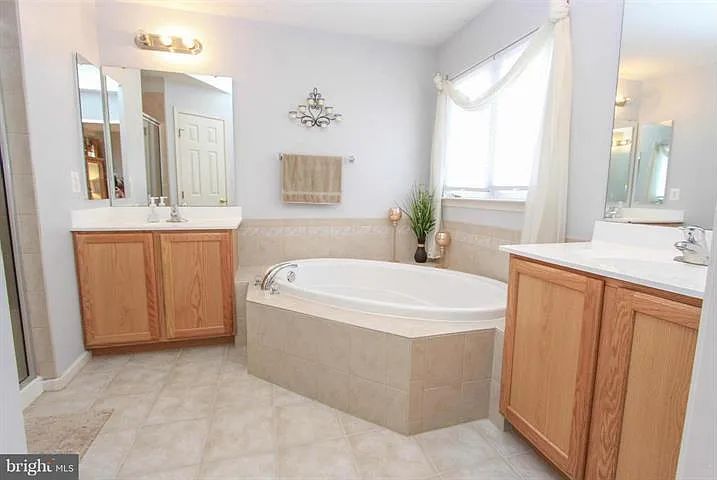 25417 Elm Ter — Photo 9