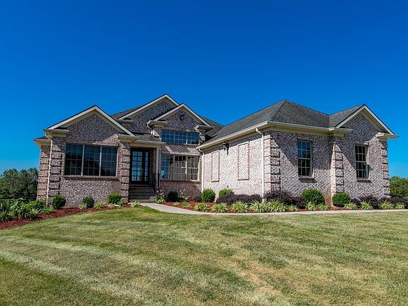 2nd image of 316 Whispering Brook Dr