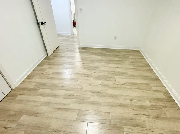 (undisclosed Address), Staten Island, NY 10306