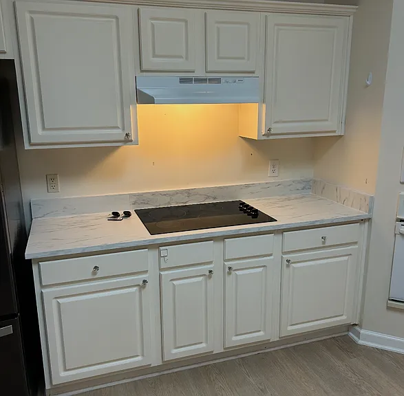 3328 Stone Glen Dr — Photo 17