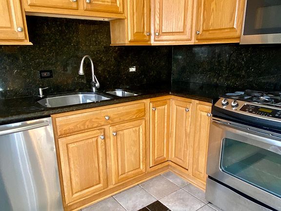 2nd image of 9309 145th St